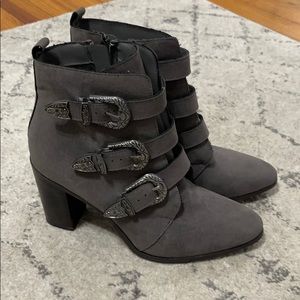 Grey Boots Like New
